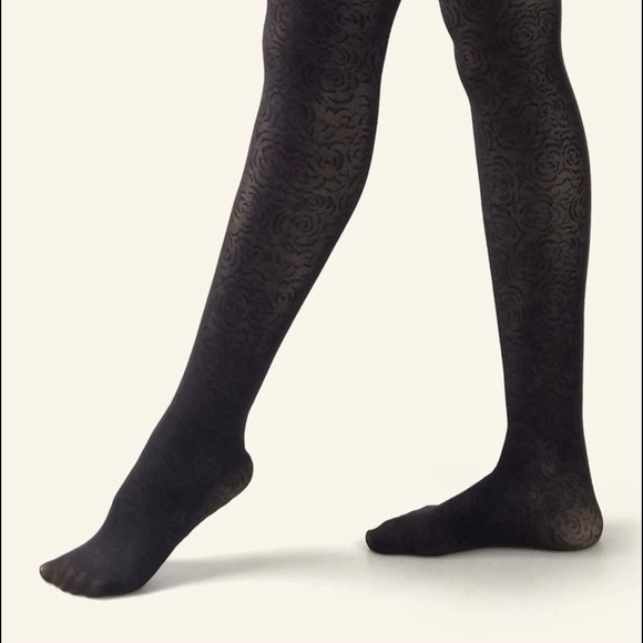 Beautiful Flower Pattern Mesh Tight - Picture 2 of 4